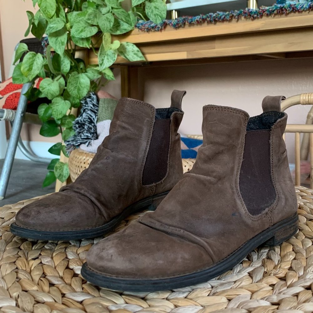 Brown Steven Madden Booties